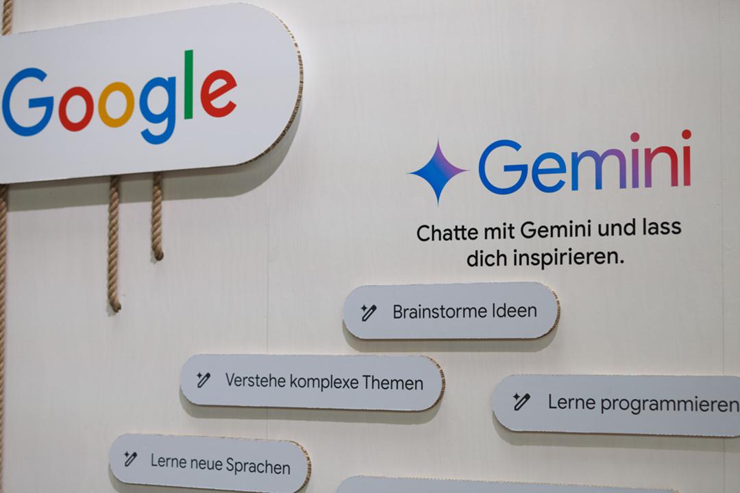 Logo des KI-basierten Google-Chatbots Gemini auf der re:publica 24