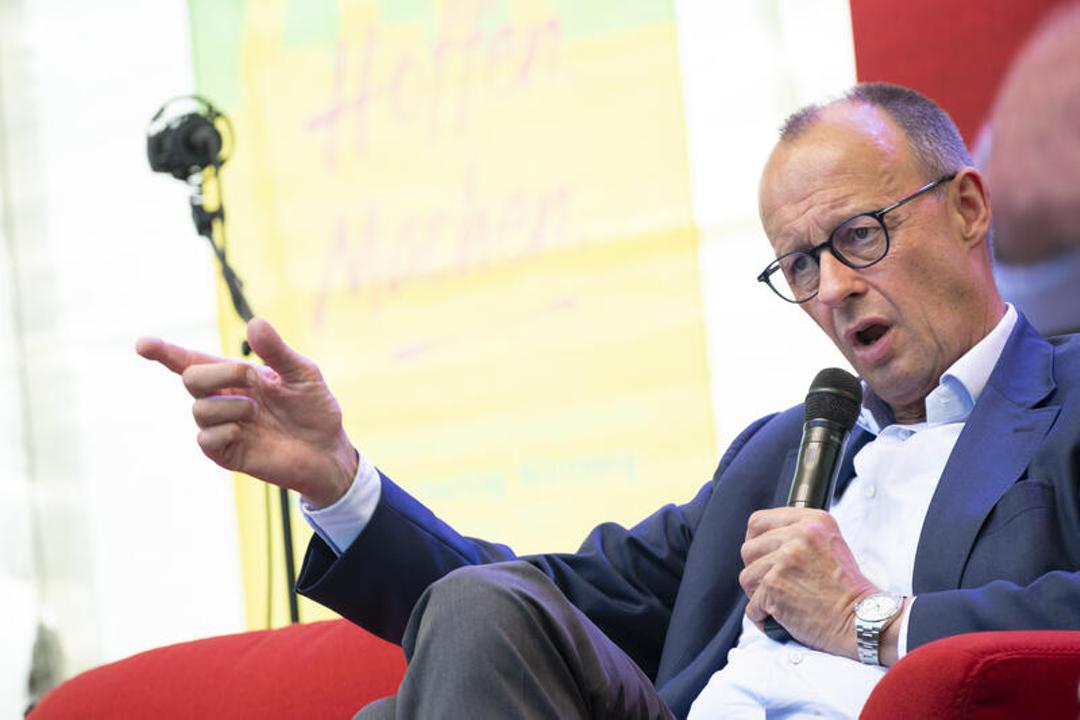 CDU-Chef Friedrich Merz hat Fragen an die Bundesregierung (Archivbild)