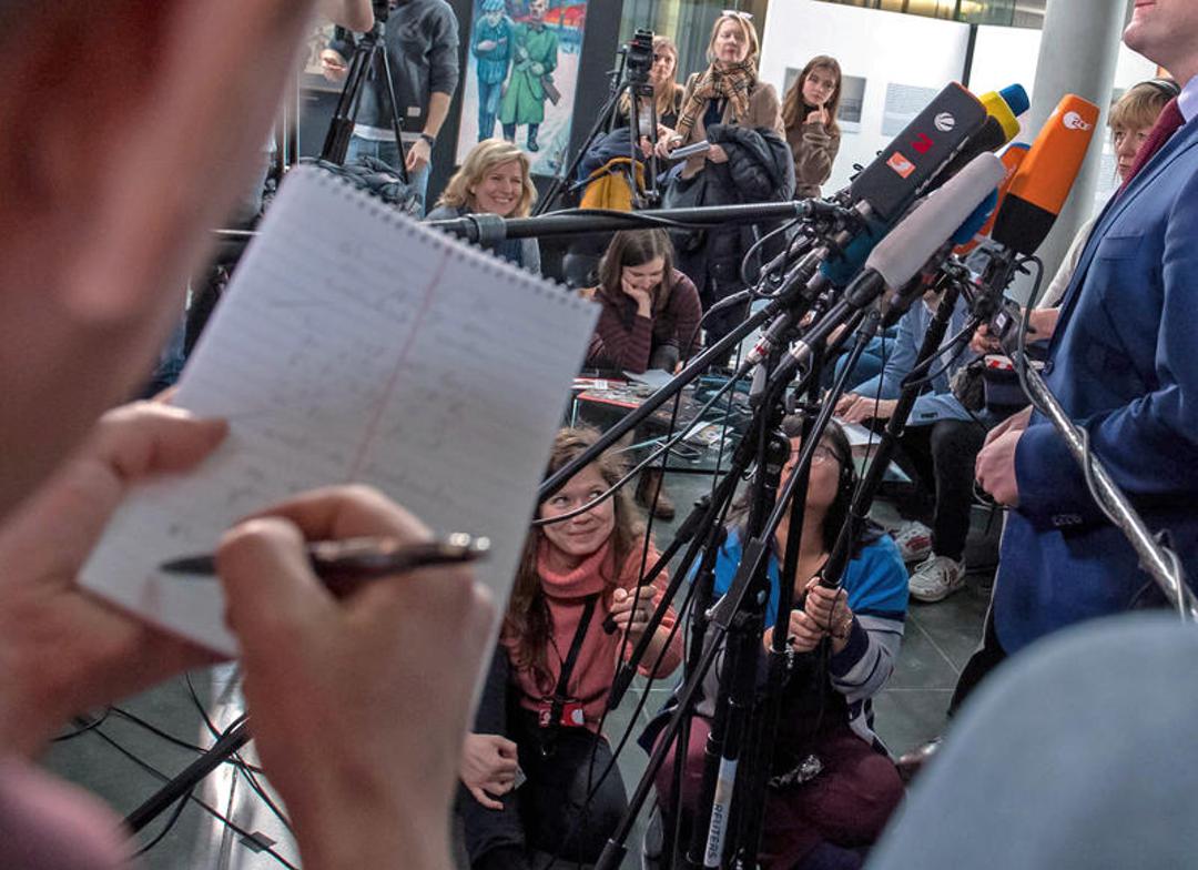 Viele Mediennutzer halten auch die Berichterstattung zum Klimawandel, zum Ukraine-Krieg und über die AfD nicht für vertrauenswürdig