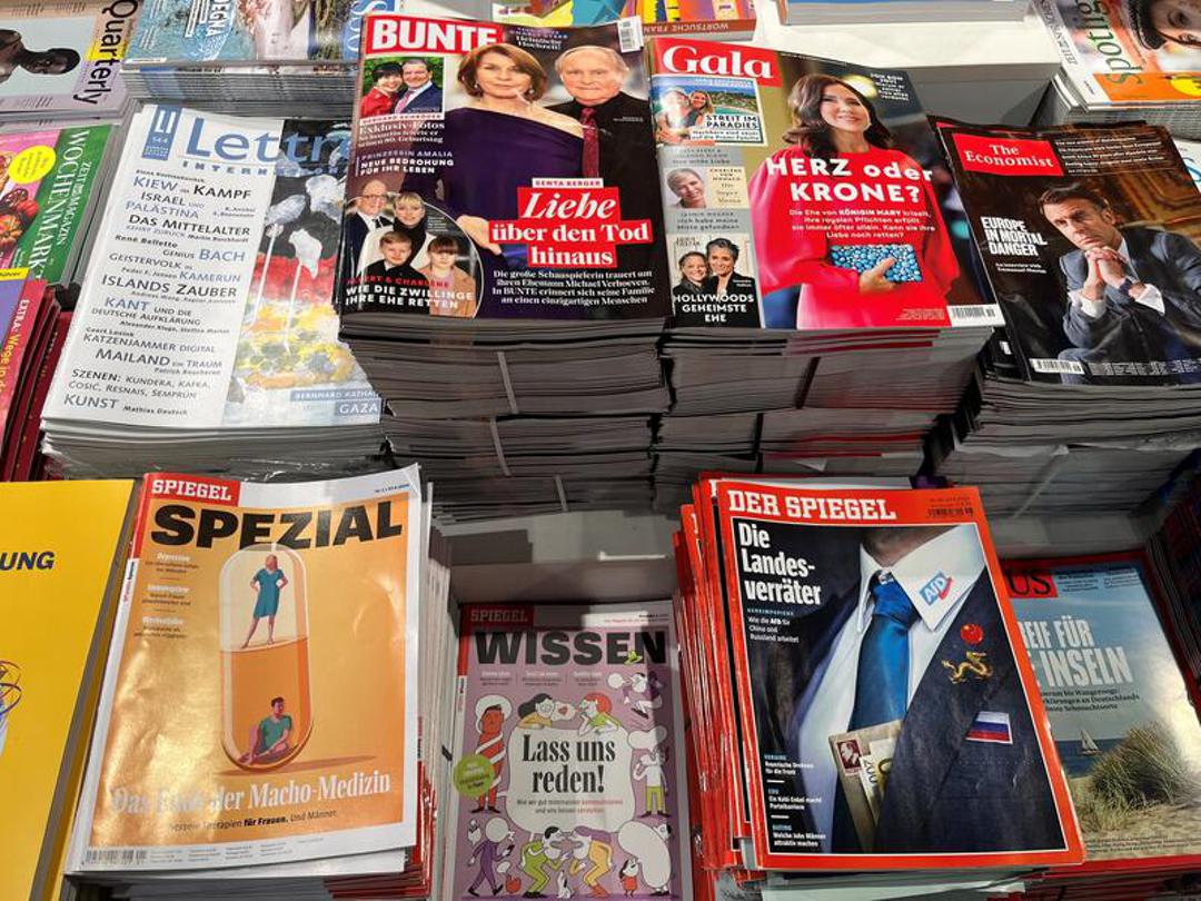 Zeitschriften und Nachrichtenmagazine im Pressehandel
