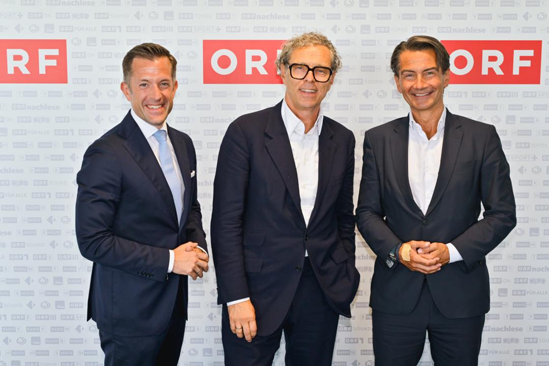 Heinz Lederer, Vorsitzender des neuen Stiftungsrats (Mitte), mit Gregor Schütze, dem stellvertretenden Vorsitzenden (links) und ORF-Generaldirektor Roland Weißmann