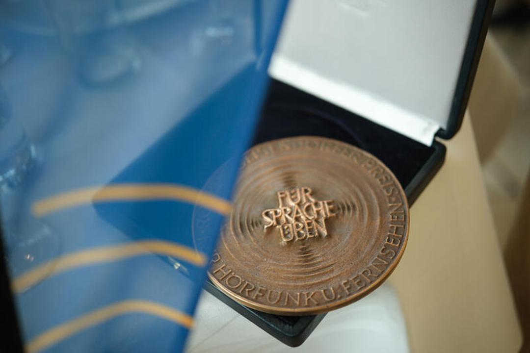 Medaille zum Robert Geisendörfer Preis