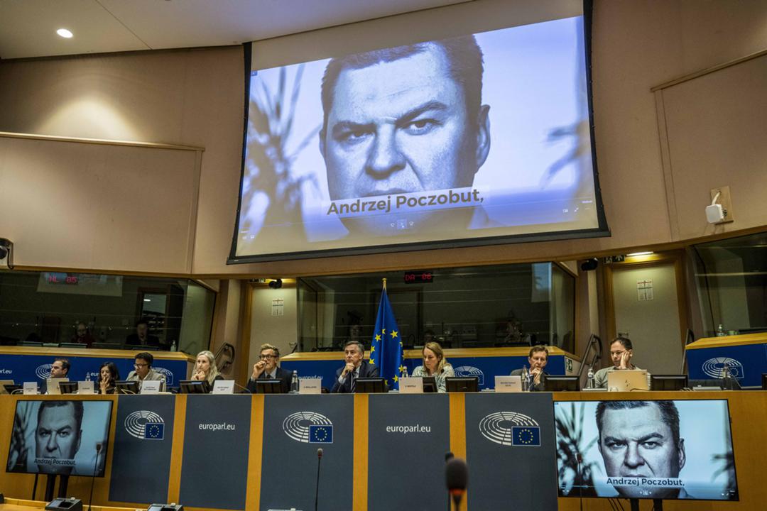 Einblendung von Andrzej Poczobut bei der Bekanntgabe der Nominierungen für den Sacharow-Preis im September