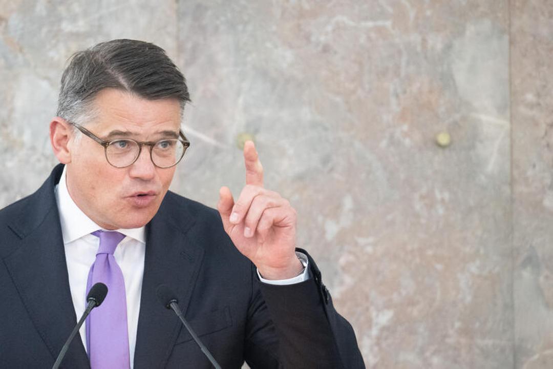 Der hessische Ministerpräsident, Boris Rhein (CDU)