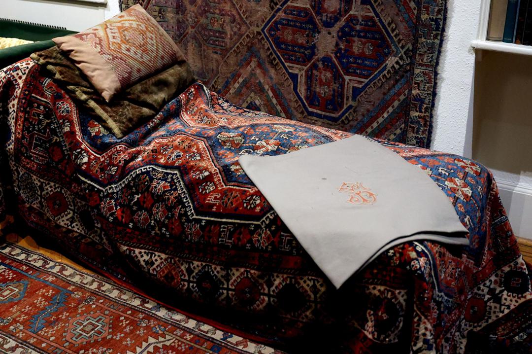 Die berühmte Couch von Sigmund Freud im Freud Museum in London