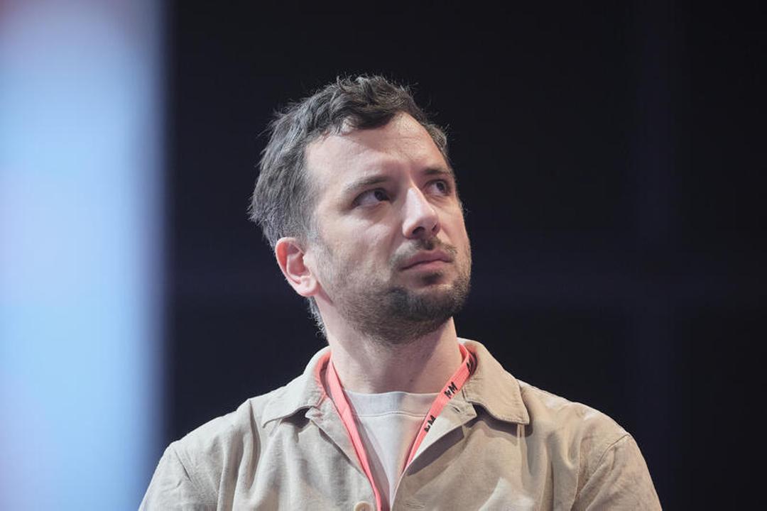 Kika-Programmgeschäftsführer Roman Twork bei den Medientagen 2026 in Leipzig