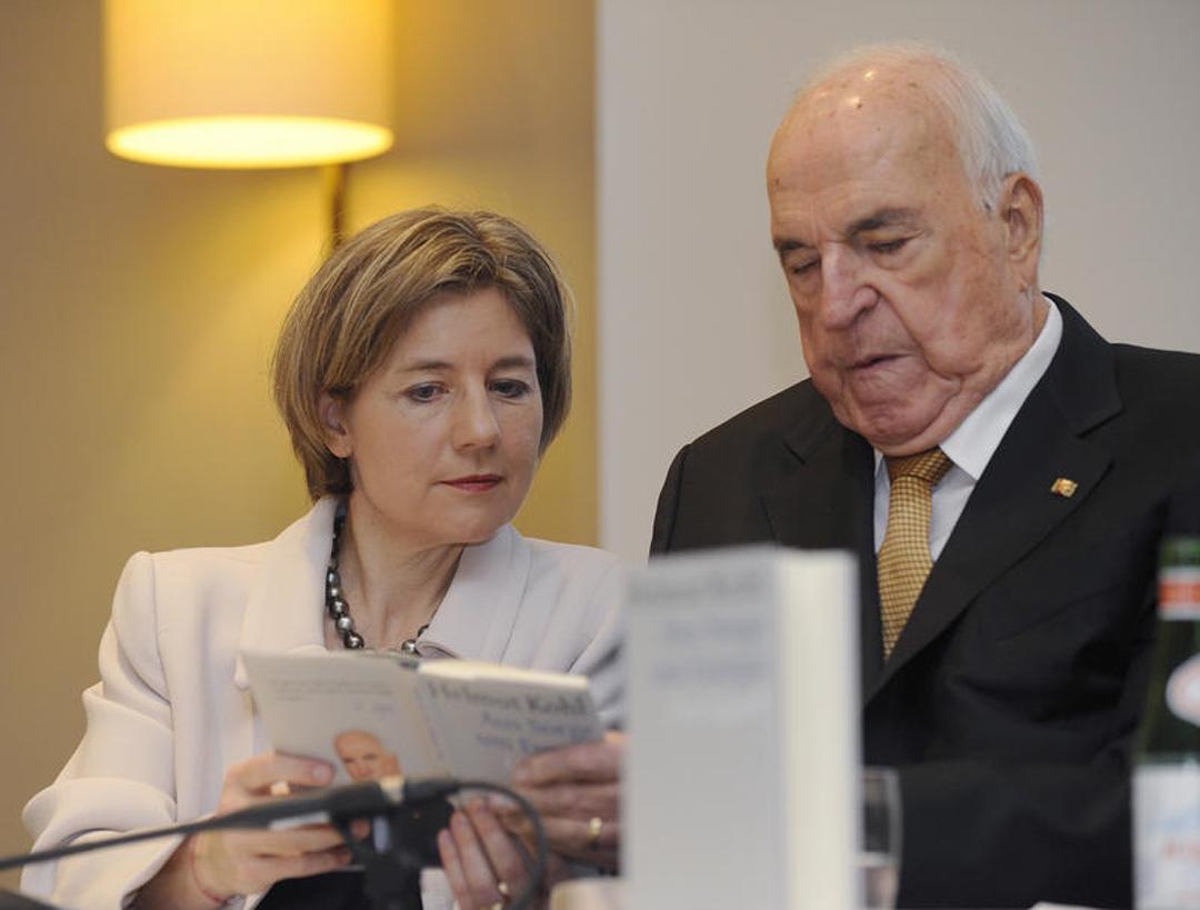 Maike Kohl-Richter und Helmut Kohl im Jahr 2014 in Frankfurt am Main