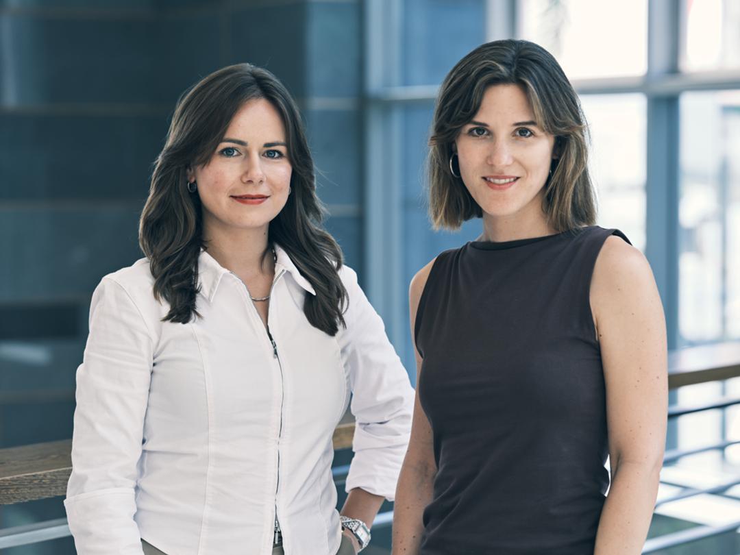 Pia Steckelbach (links) und Sophie von der Tann