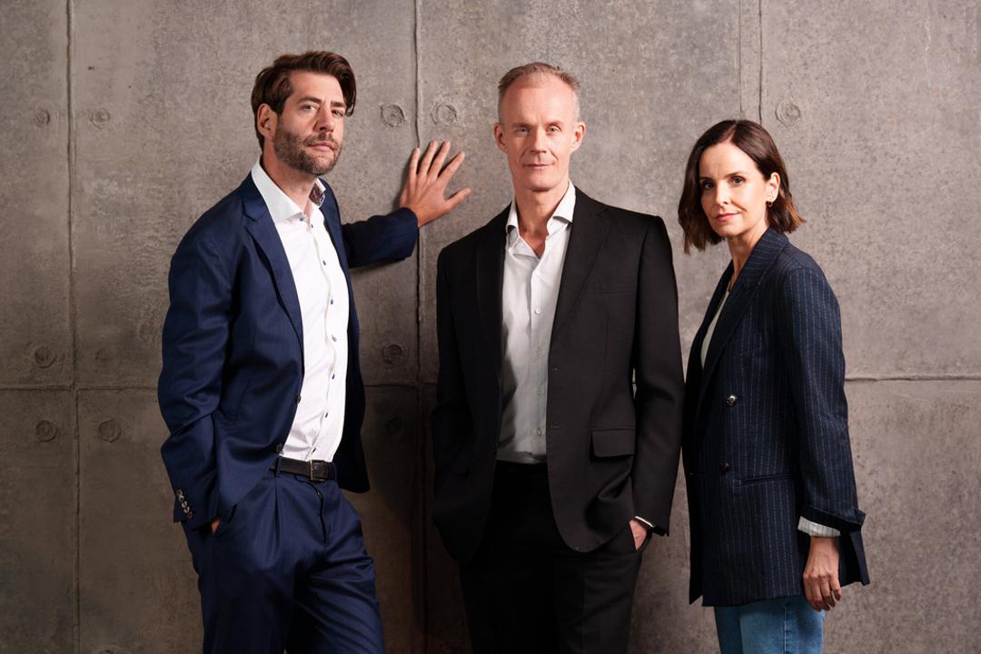 Claus von Wagner, Max Uthoff und Maike Kühl präsentieren die Anstalt. Die 100. Sendung steht bereits in der ZDF-Mediathek