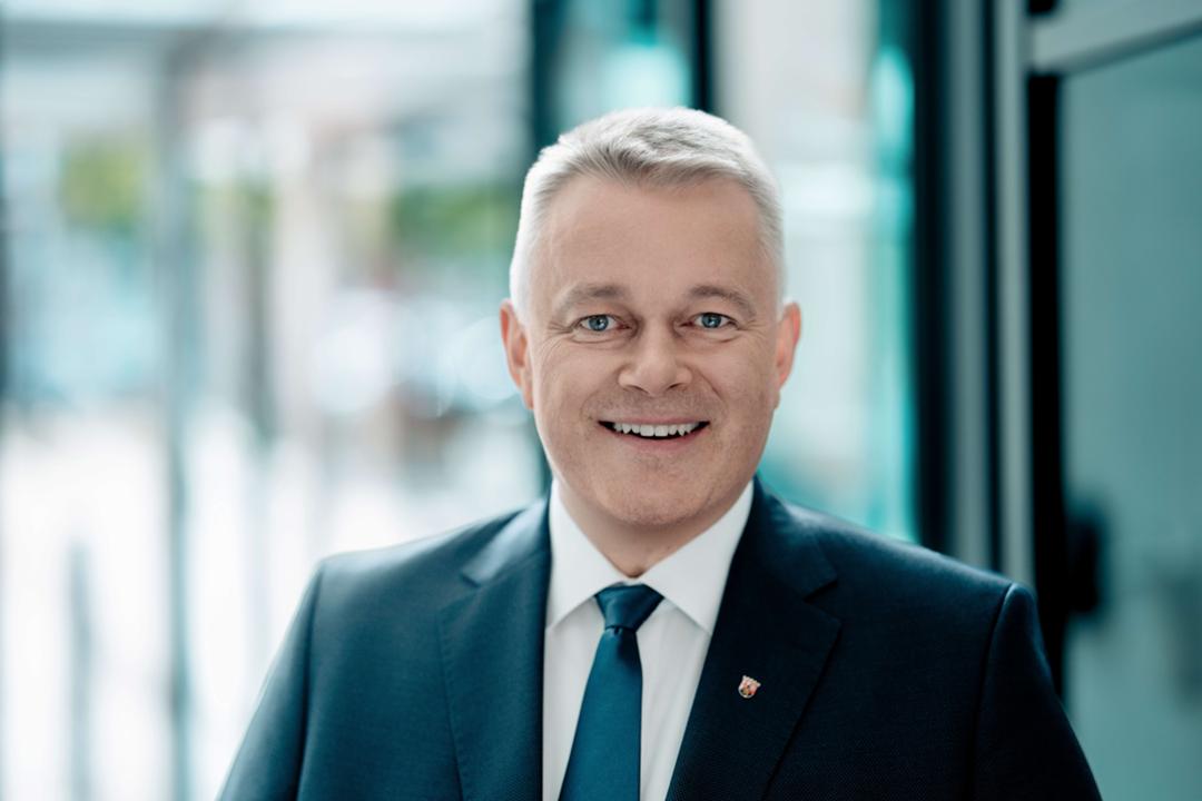 Ministerpräsident Gordon Schnieder (CDU) hat seit Mai den Vorsitz in der Rundfunkkommission der Länder
