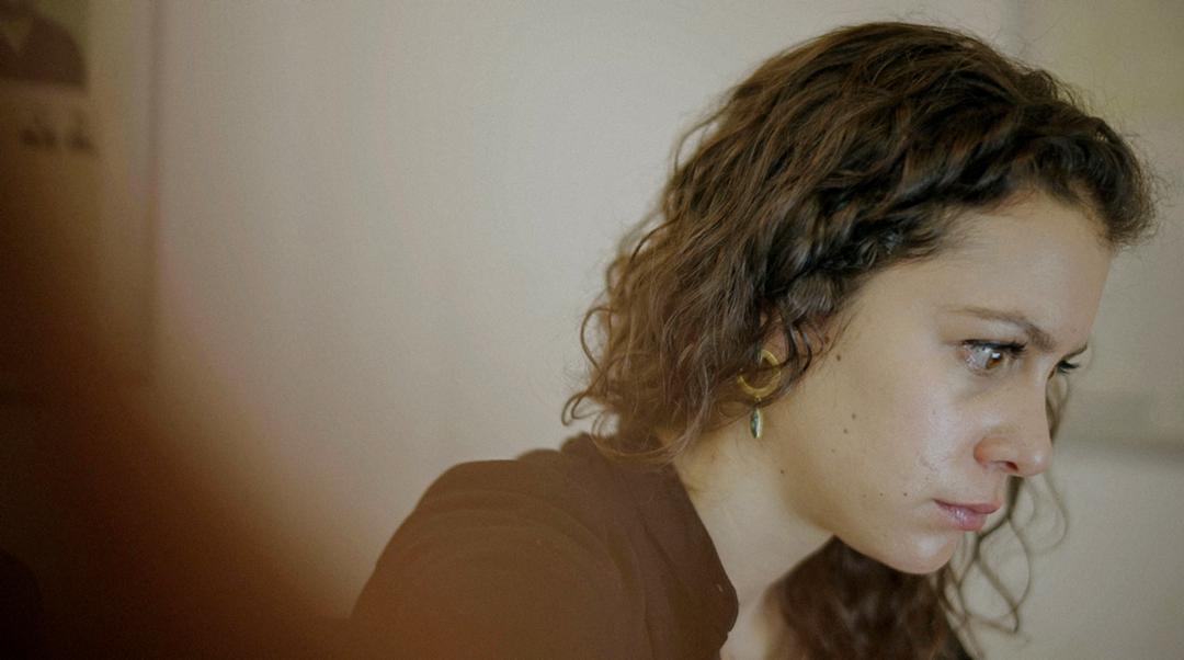Alexandra Bidian auf der Suche nach dem Leben ihres Vaters.