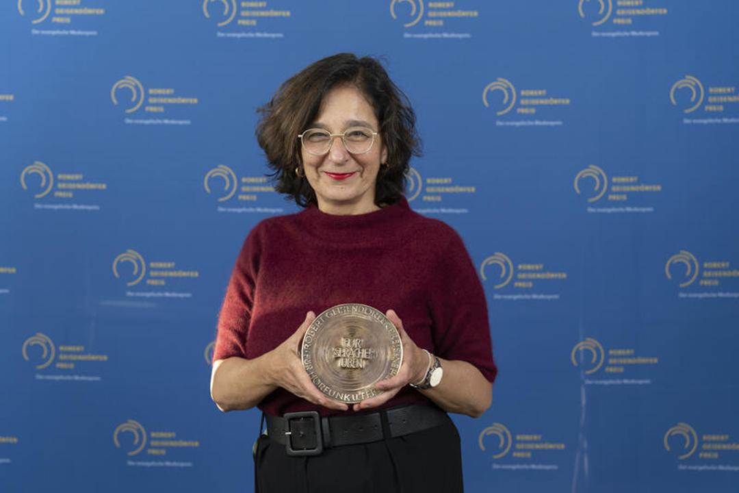 Isabel Schayani mit dem Sonderpreis des Robert Geisendörfer Preises