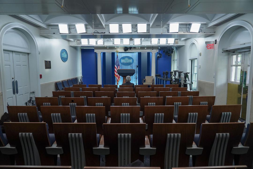 Der Presseraum im Weißen Haus am 19. September, nachdem Präsident Trump bekanntgegeben hatte, dass der CNN, MS NOW und "Politico" die Akkreditierung entzogen habe